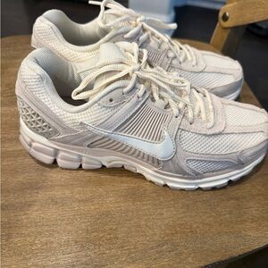 Nike Vomero Beige Athletic Shoes
